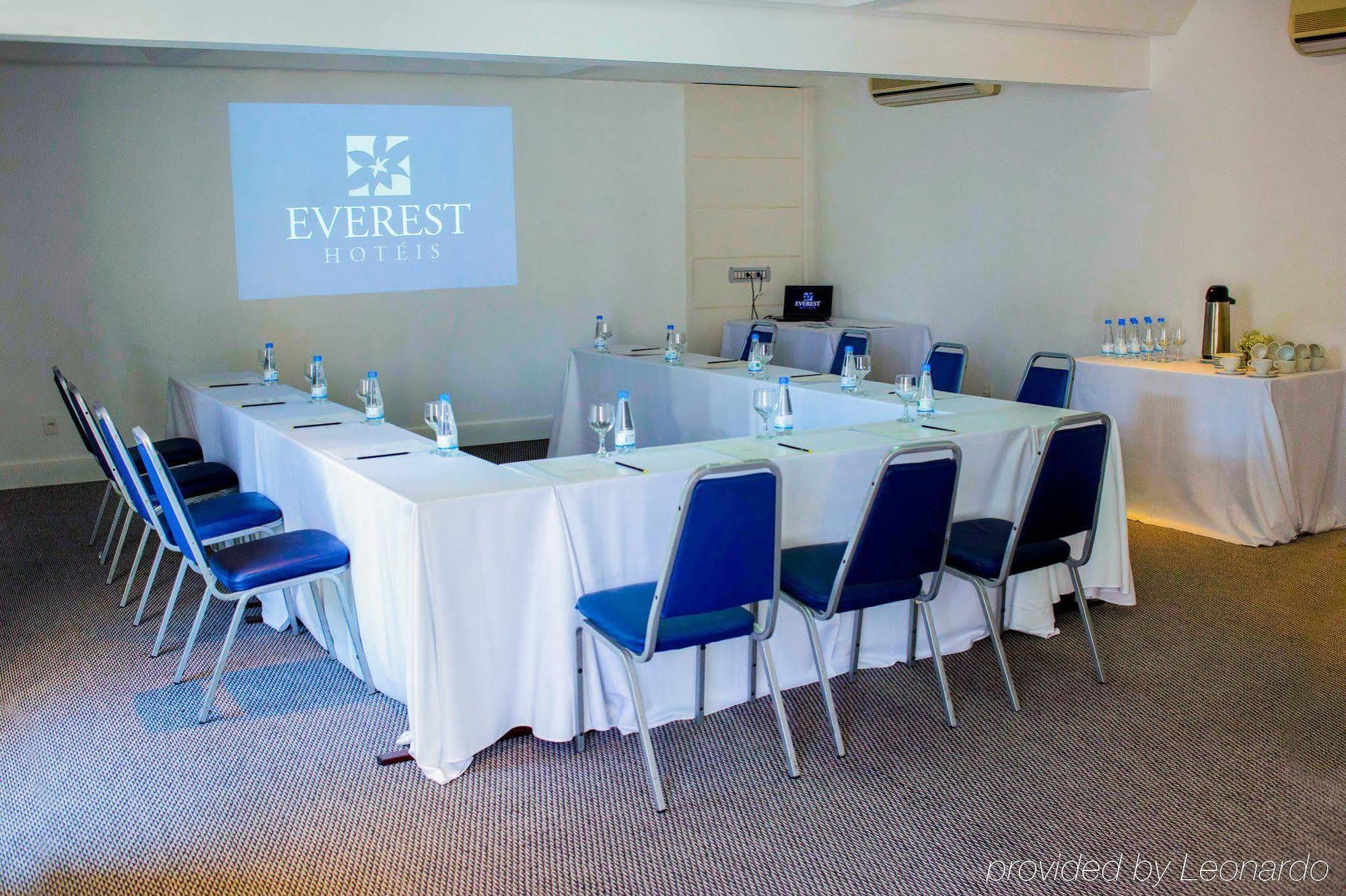 Everest Porto Alegre Hotel Exterior foto
